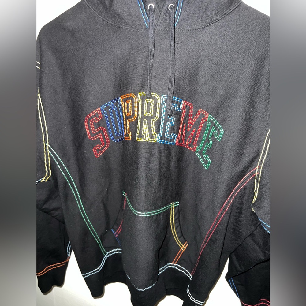 Supreme hoodie